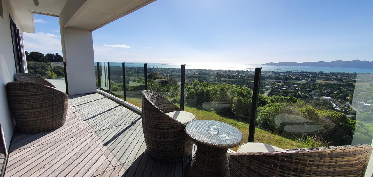 White House Bed & Breakfast Paraparaumu Ngoại thất bức ảnh