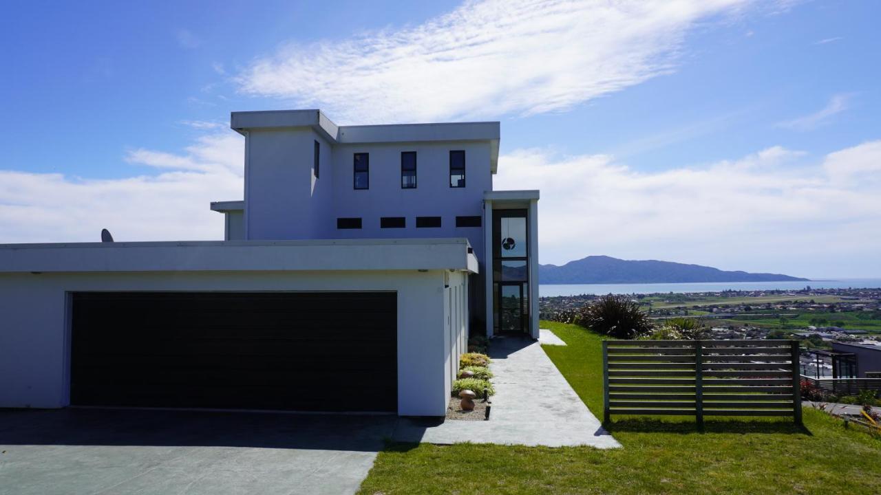 White House Bed & Breakfast Paraparaumu Ngoại thất bức ảnh